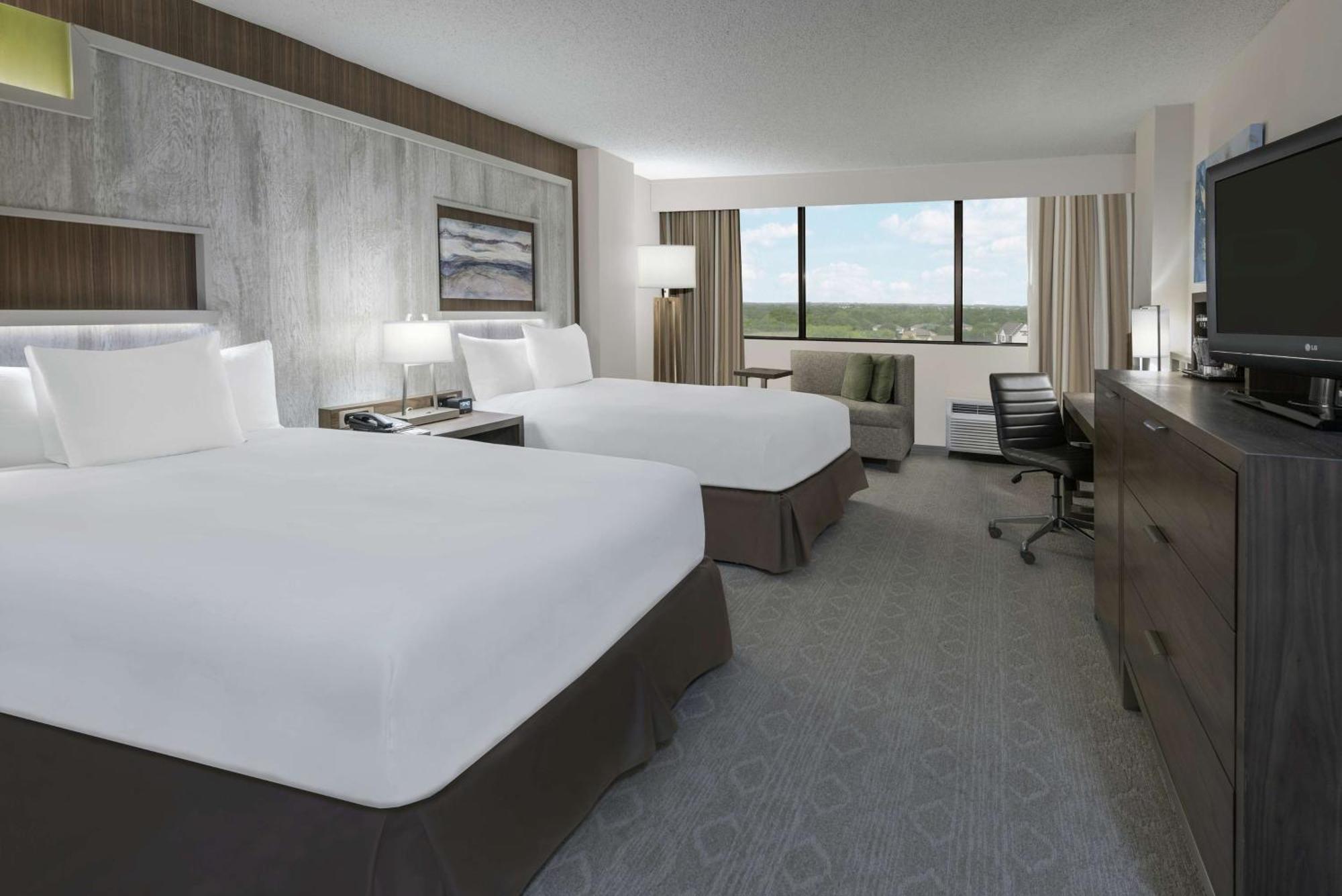 Hilton College Station & Conference Center Hotel Exterior foto